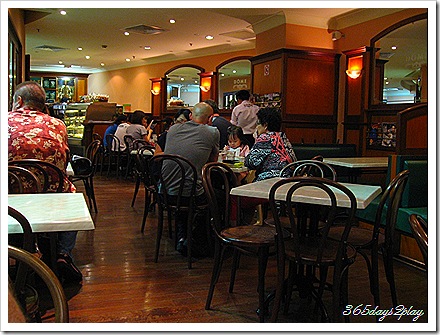 Dome Cafe at Shaw Centre Dome Cafe at Shaw Centre