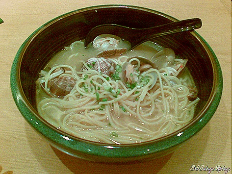 Japanese Clam Pasta Soup