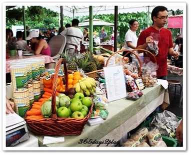 Unnamed fruit stall Unnamed fruit stall