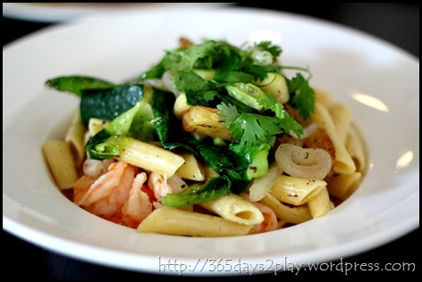 Black Earth - Seafood Cream Penne
