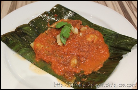Cafe Epicurious - Red Snapper in Banana Leaf Cafe Epicurious - Red Snapper in Banana Leaf