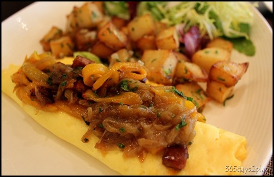 db Bistro Moderne Omelette Espagnole (2) db Bistro Moderne Omelette Espagnole (2)